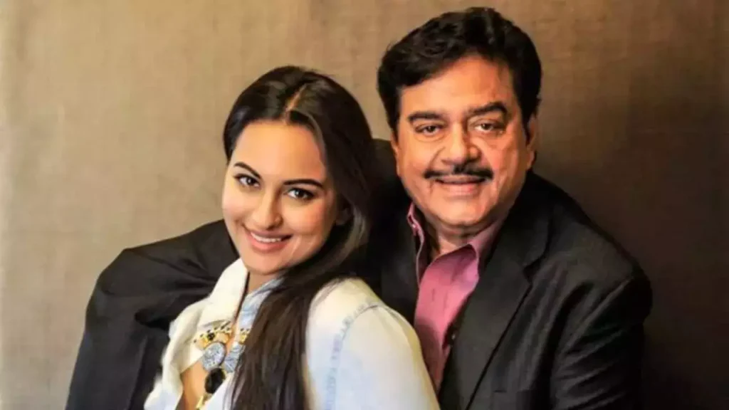 100711206 "Mere ghar aur pariwar walon ke oopar koi ungli uthayega toh main bardasht nahin karoonga," yells Shatrughan Sinha.
